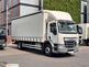 DAF LF 320 camion à plateau avec bâche